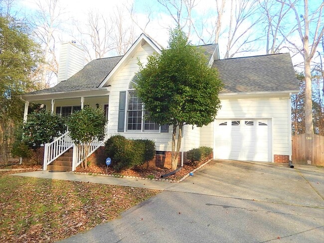 Building Photo - 6610 Lipscomb Dr