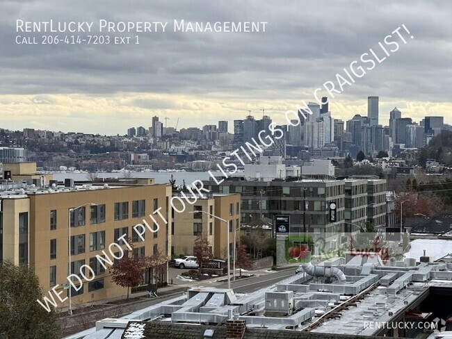 Building Photo - AMAZING VIEWS! Updated & Gorgeous 2-Bedroo... Unit #402 Rental