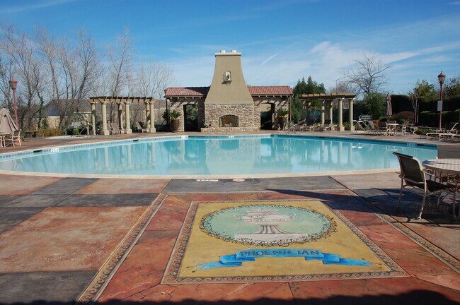 Photo - Nice Condo w/Garage in Roseville