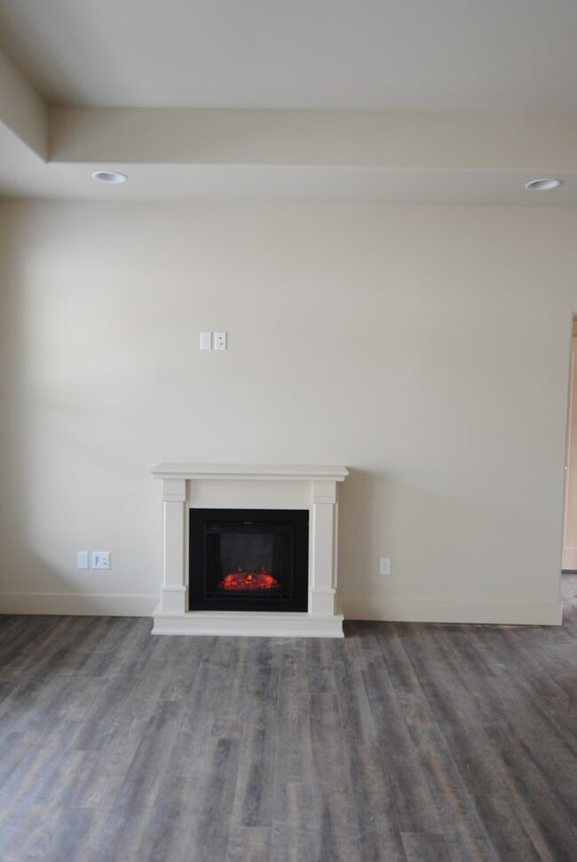 Photo - 1708/1710 Danny Boy Ln. Duplex Unit 1708