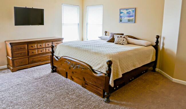 Photo - 9602 Lindrith