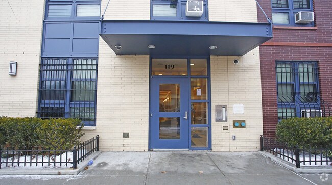 Photo - 119 Fountain Ave