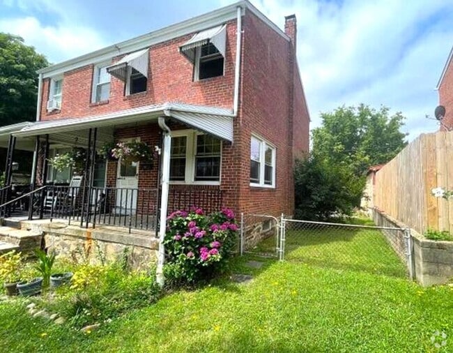 Building Photo - 3913 Wilke Ave Rental