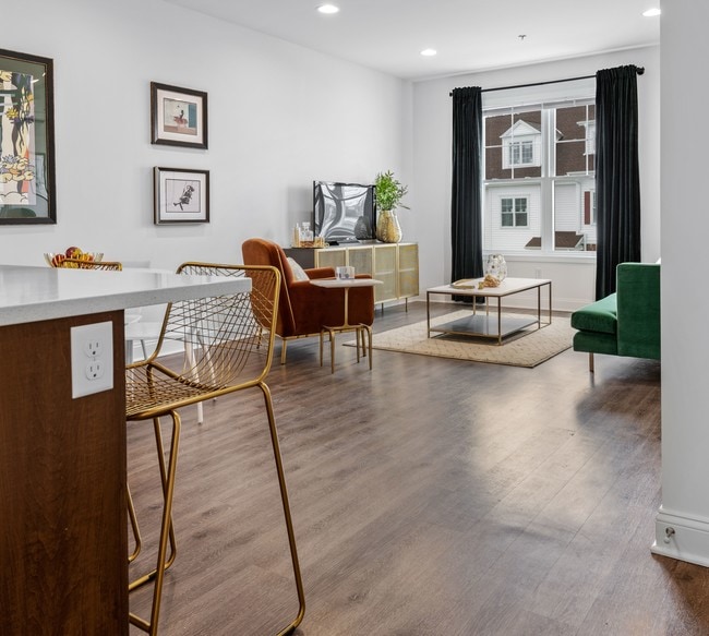 Photo - Star Deluxe Milford