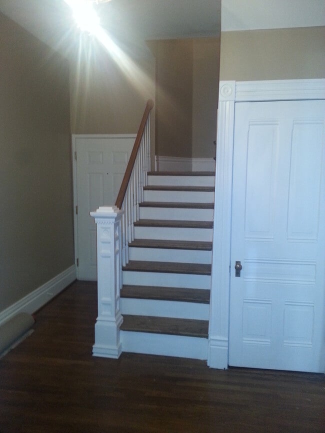 Photo - Beautiful 2 bedroom 3 bath condo in the Cherokee Triangle/ Highlands area- ready mid May Unit APT B