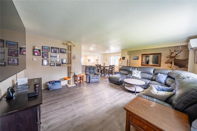 Photo - 568 Dome Mountain Ave