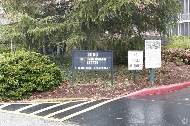 Photo - Habersham Center