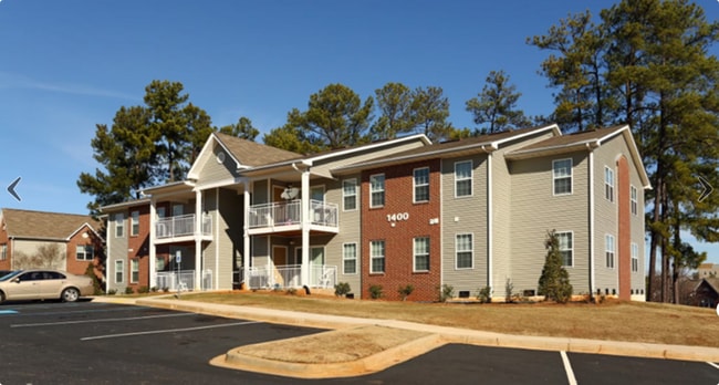 Building Photo - 401 Columbiana Dr Unit #401