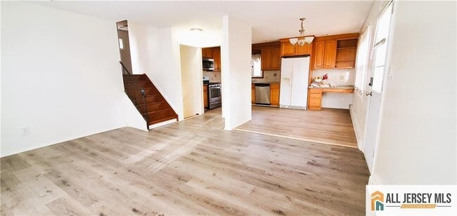 Photo - 40 Beverly Ave