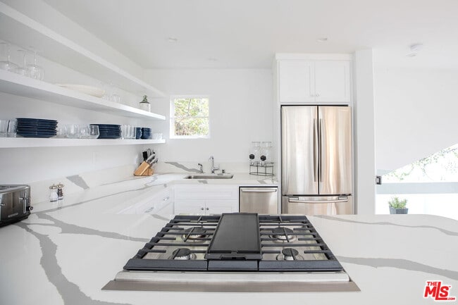 29233 Heathercliff Rd Unit 3