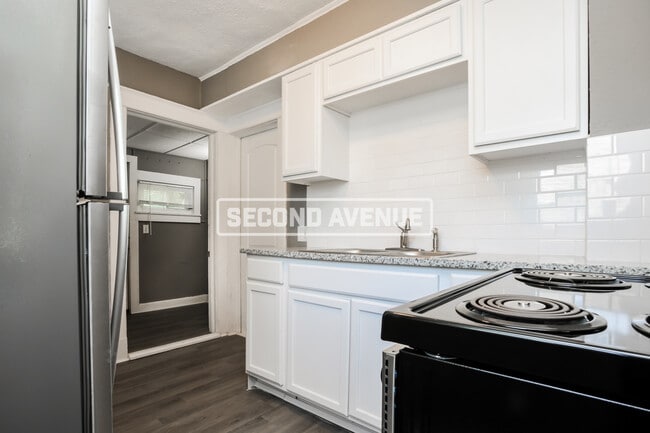 Photo - 3811 E 36th St