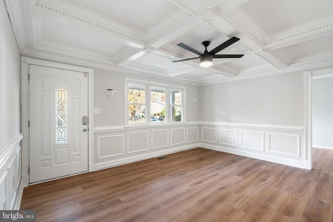 Photo - 4421 Kenwood Dr