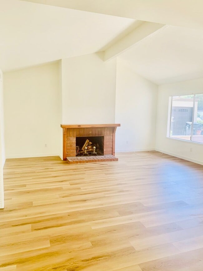 Photo - Updated Single-Story Home with Flexible Floor Plan in Las Brisas HOA