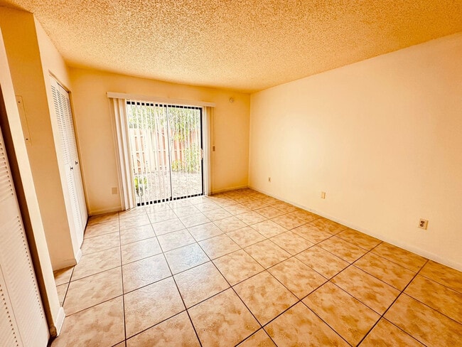 Photo - 1810 My Pl Ln Unit 1810