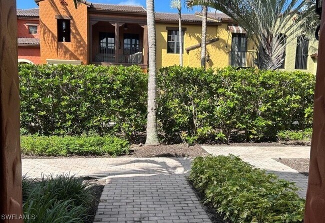 Photo - 9082 Albion Ln S