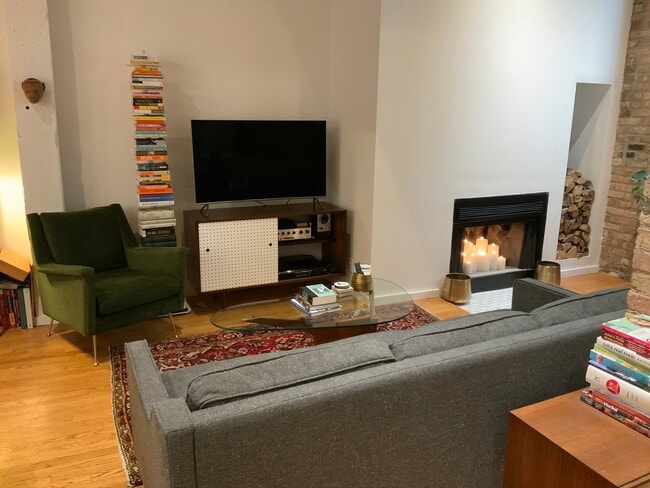 Photo - 525 N Halsted St Unit 105