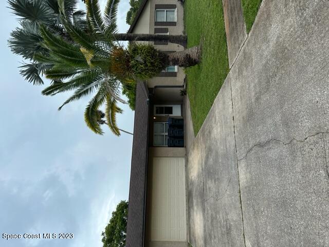 Building Photo - 1105 Santa Cruz Ave