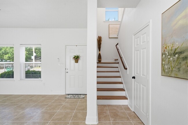Photo - 5508 Elysian St