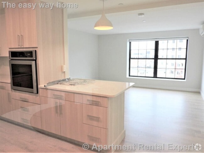 Building Photo - 10 Soden St Unit 407 Rental