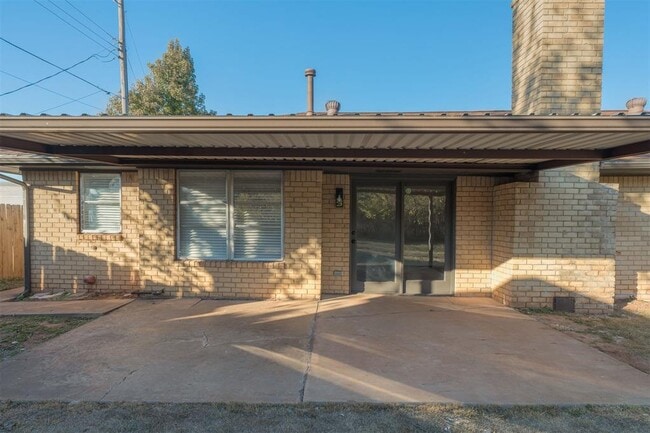 Photo - 2704 NW 115th St