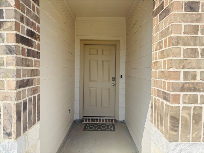 Photo - 31726 Sutton Mdws Ln