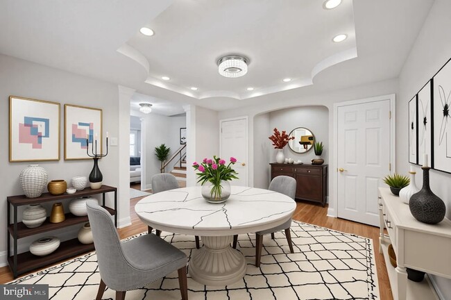 Photo - 8008 Cornelius St