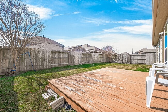 Photo - 28423 Aubrey Orchard Ln