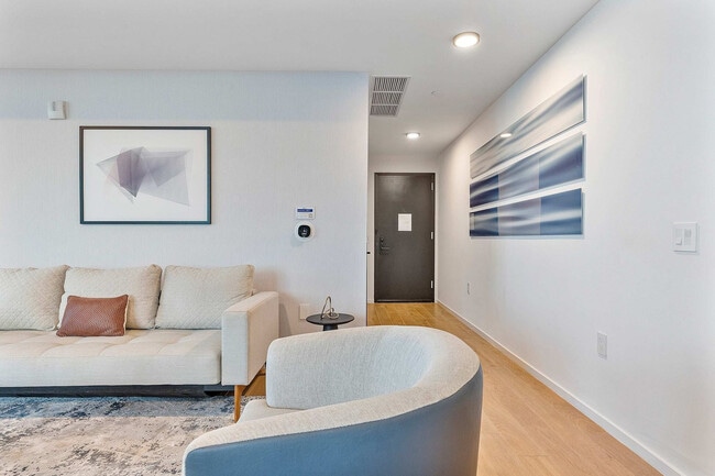 Photo - 398 NE 5th St Unidad ID1340729P