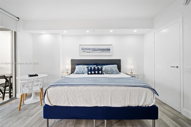 Photo - 1300 Brickell Bay Dr