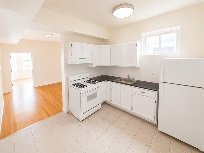 Photo - 3133 W Augusta Blvd Unit 2E