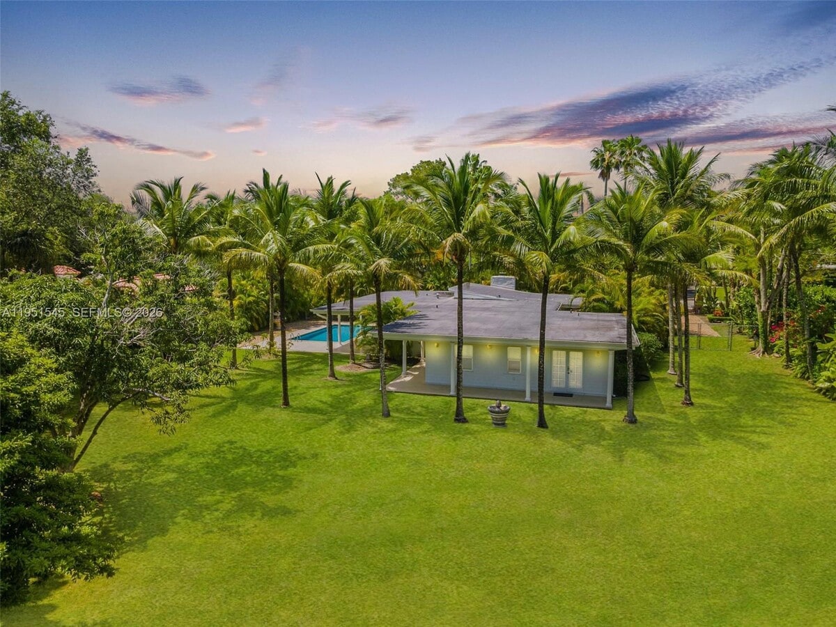 Photo - 8030 SW 120th St