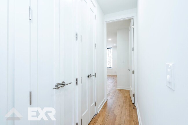 Photo - 354A Quincy St Unit 1