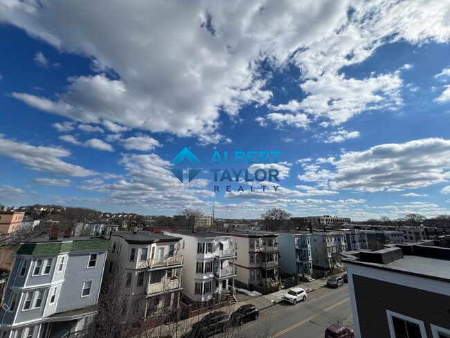 Photo - 111 Pleasant St