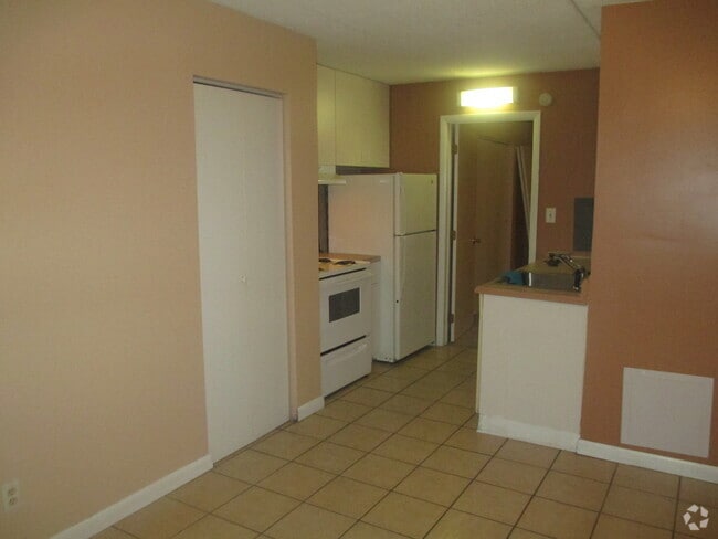 Building Photo - 1717 Dixon Blvd Unit 86 Rental