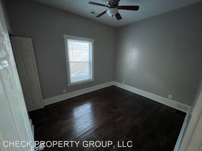 Photo - 2 br, 1 bath House - 468 East Brandeis Avenue