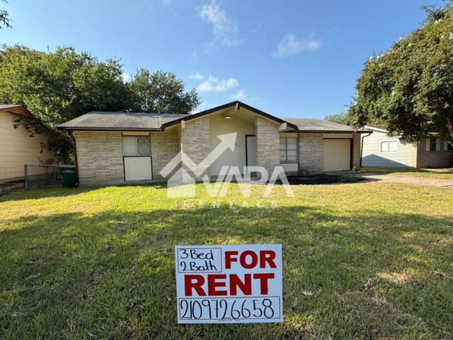Building Photo - 4422 Desert View Dr Rental