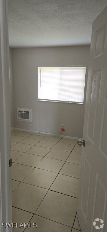 Building Photo - 2452 Stella St Unit 107 Rental