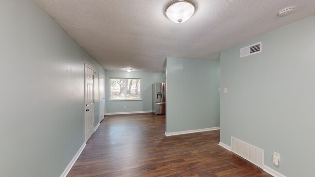 Photo - 3050 Briarwood Dr