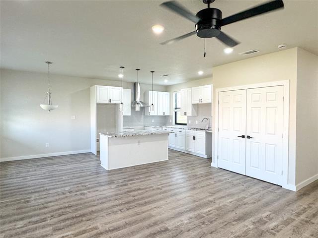 Photo - 530 Lucy Rd
