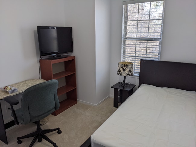 Building Photo - 5806 Bridgetown Ct Rental