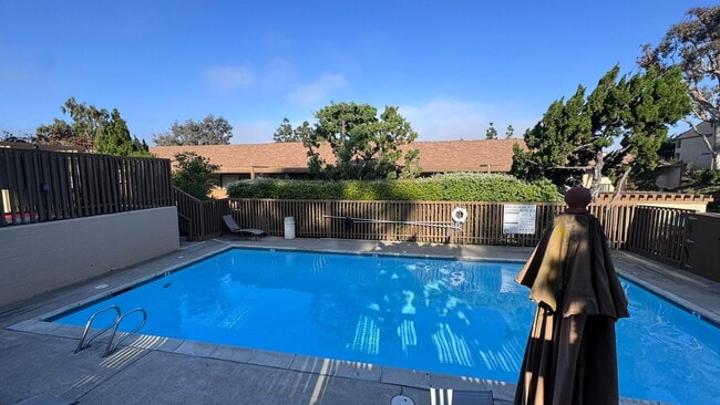 1 bd with garage - 1 bd with garage Unidad 165 Rental
