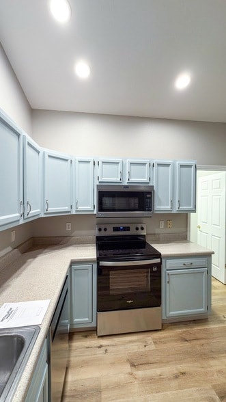 Photo - 806 S Sunny Ln