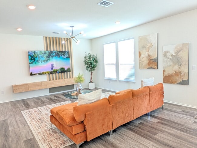 Photo - 6213 Albany Sleigh Dr