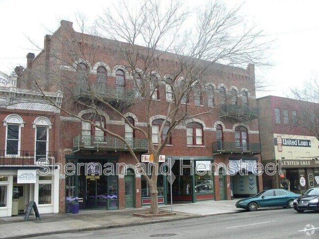 Building Photo - 1030E Broad Street Rental