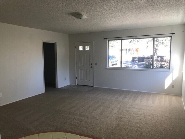 Photo - 329 W Oak Ave Unit PM953-1