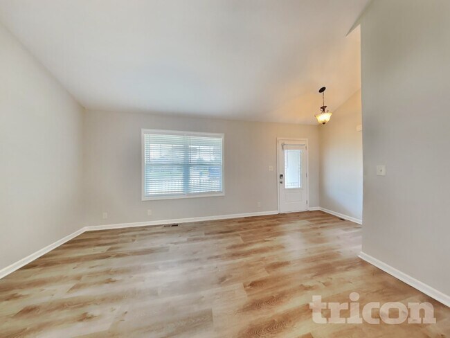 Photo - 1037 Dwight Eisenhower Way