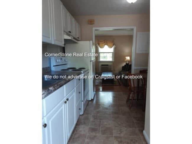 Photo - 7646 Brewster Pl