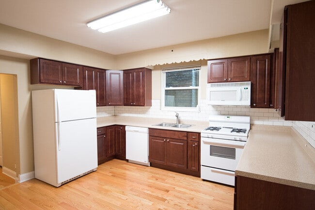 Photo - 1703 W Irving Park Rd Unidad 1