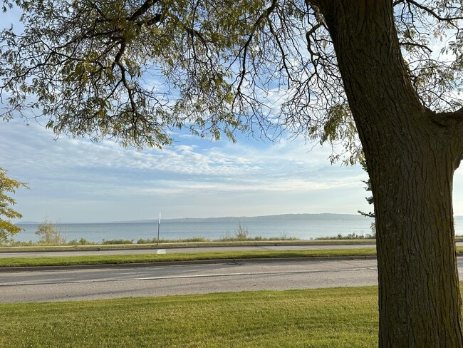 Photo - 430 N Elmwood Ave