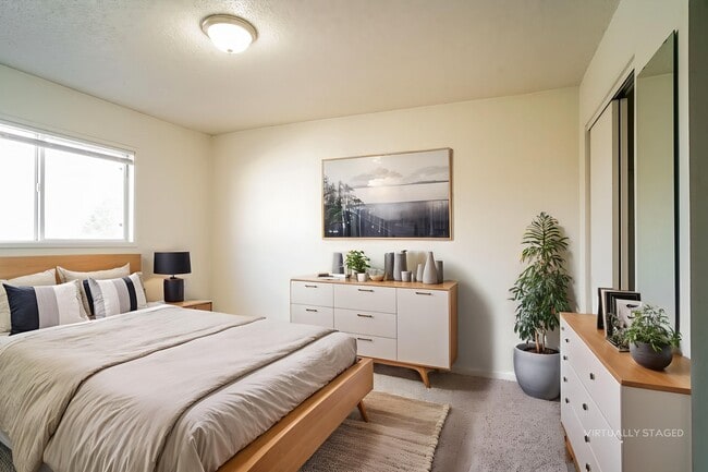 Laurelwood Apartments